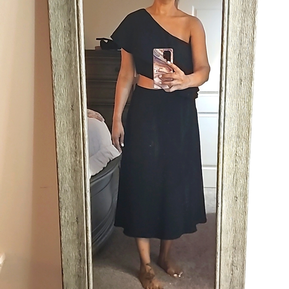 One shoulder dress
